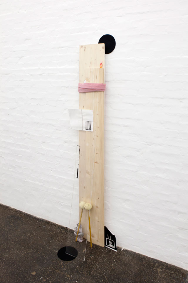 Sophie Jung. Double Stroke Roll, 2016. Performance / mixed media prop-sculpture (papier maché cat heads, turmeric, drum sticks, clay, Pearl-Ex, varnish, photocopy, mousepad, drum pad, sticker, velvet, oil paint on wood, drawing pin, perspex). Photograph: Sophie Jung.