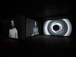 Gail Pickering. Near Real Time, 2014. Installation view (3). Three-channel video installation, sync sound, colour and
black & white, infinite loop. Courtesy of the artist and BALTIC. © Gail Pickering. Photograph: John McKenzie.