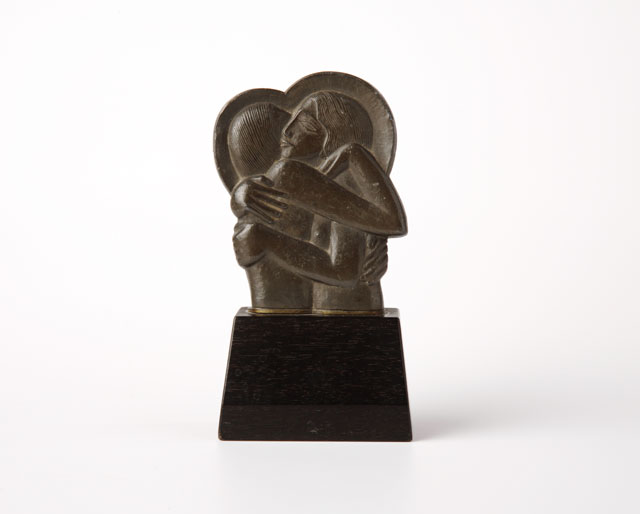 Eric Gill. Icon (for Divine Lovers), 1923. Pewter, 12.5 x 6.5 x 3.8 cm. Ditchling Museum of Art + Craft. Courtesy of the Ditchling Museum of Art + Craft.